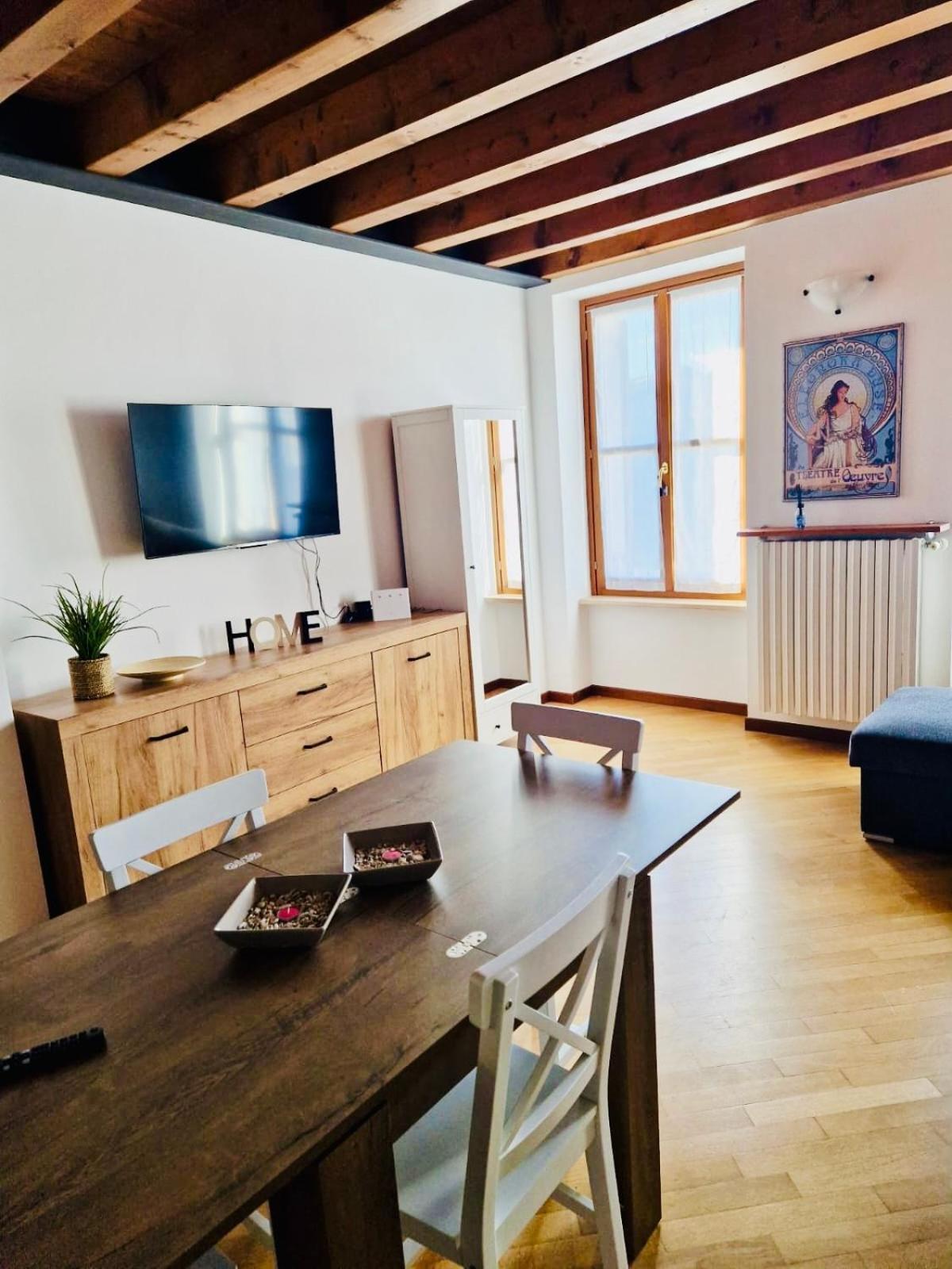 Casa Linda - Valeggio Sul Mincio Appartement Buitenkant foto